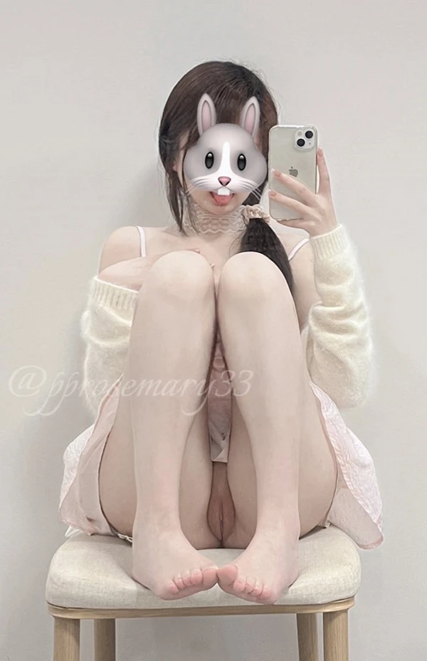 白虎萝莉@一颗好困芽+jindayul私拍尺度合集